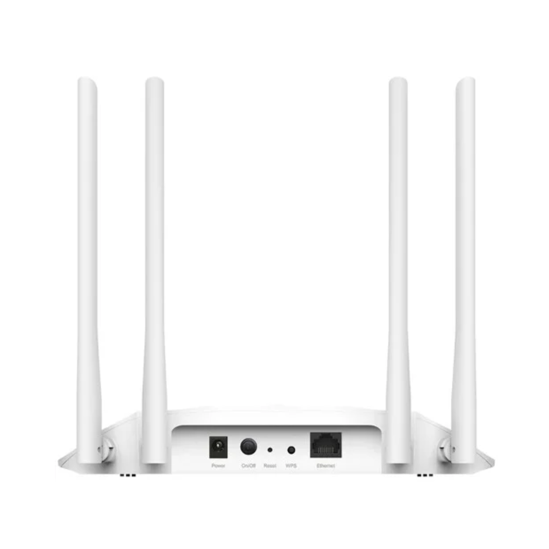 White router with multiple antennas on a white background
